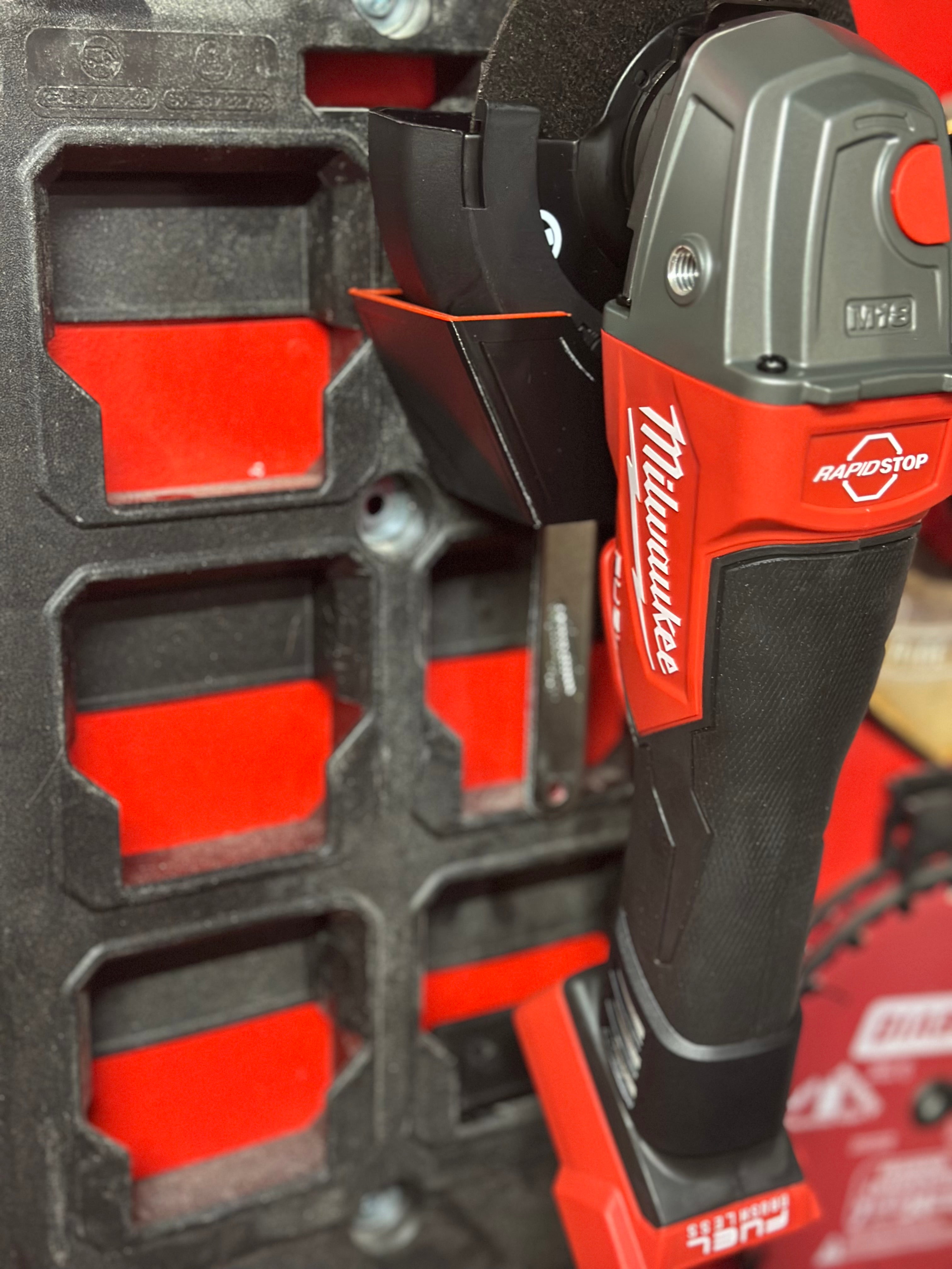 Milwaukee M18 4.5 Disc Grinder Mount