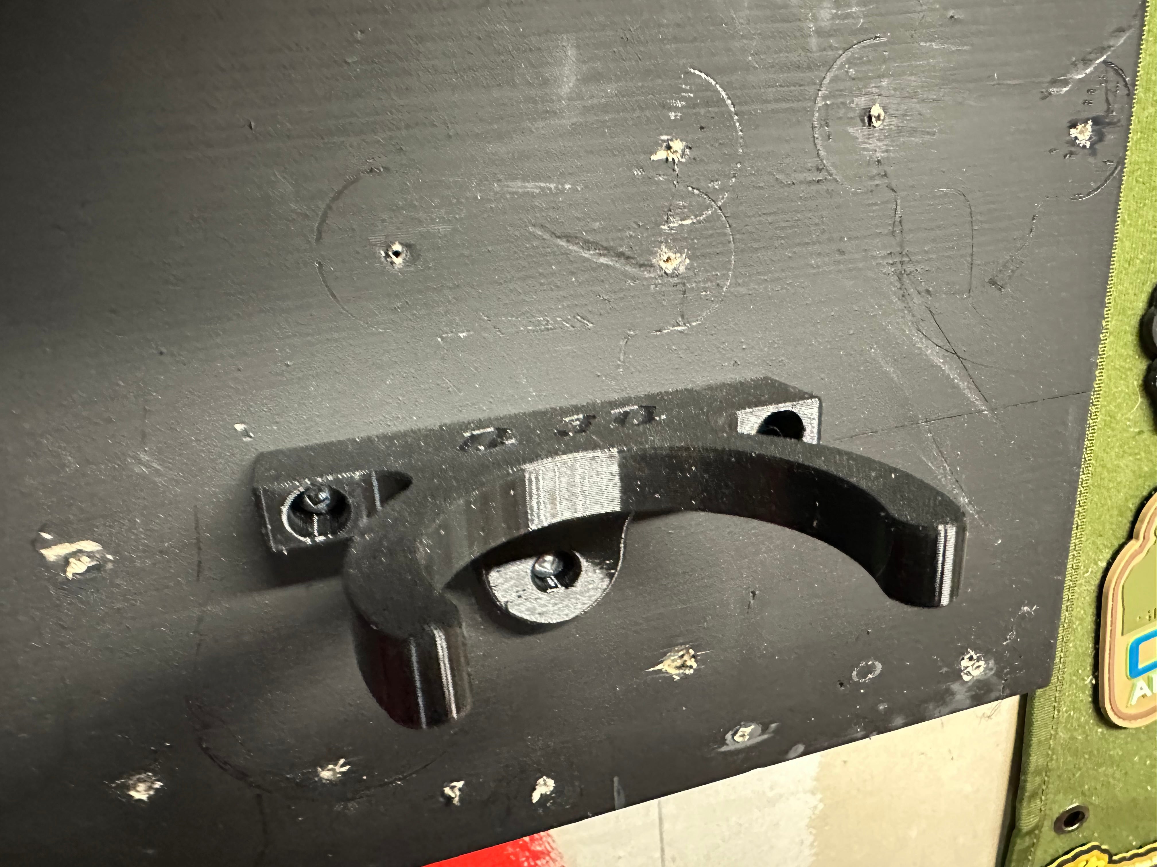 Milwaukee M18 caulking Gun Mount