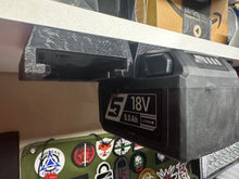 Load image into Gallery viewer, SnapOn battery hanger