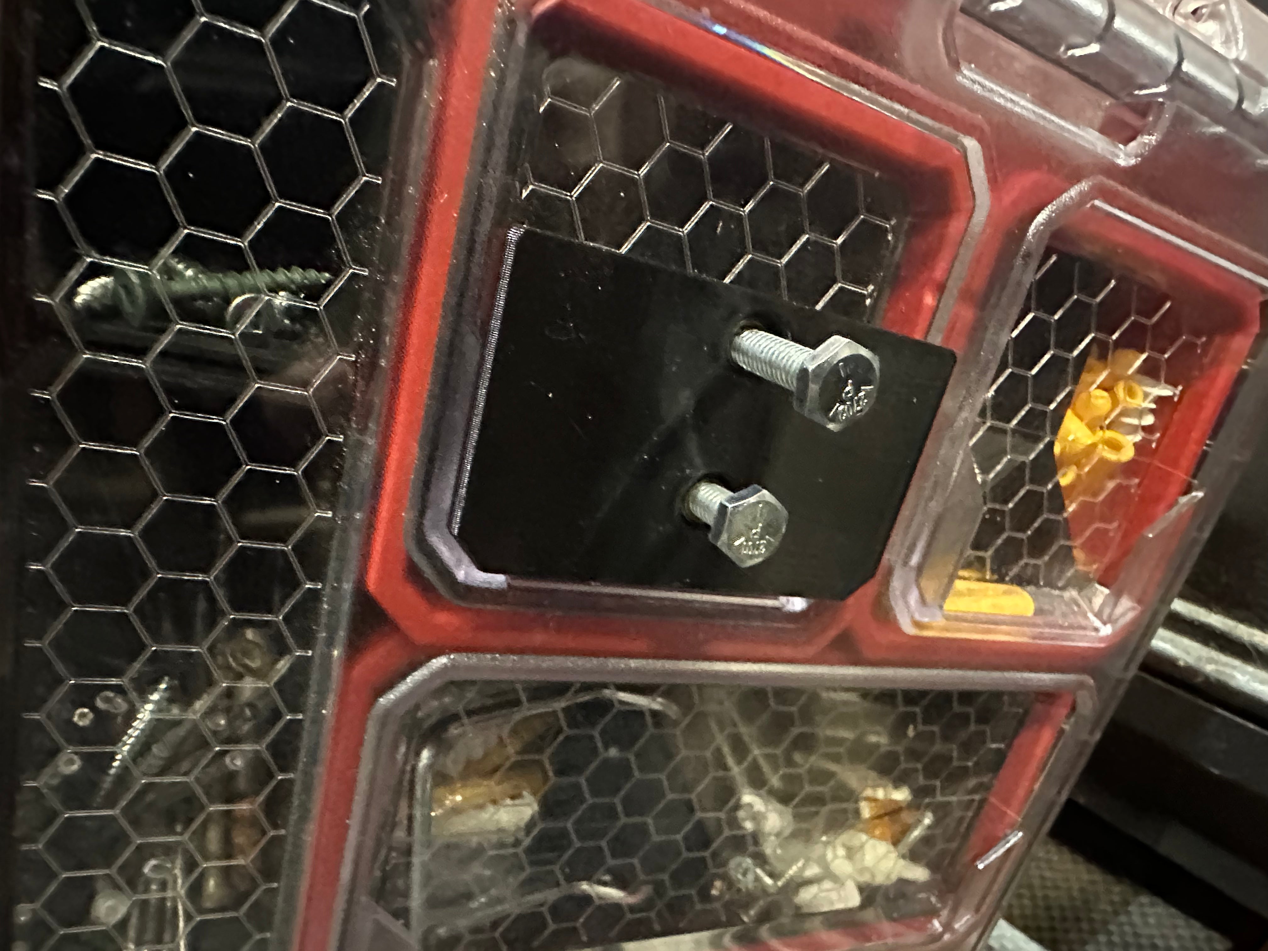 Milwaukee Packout universal adapter