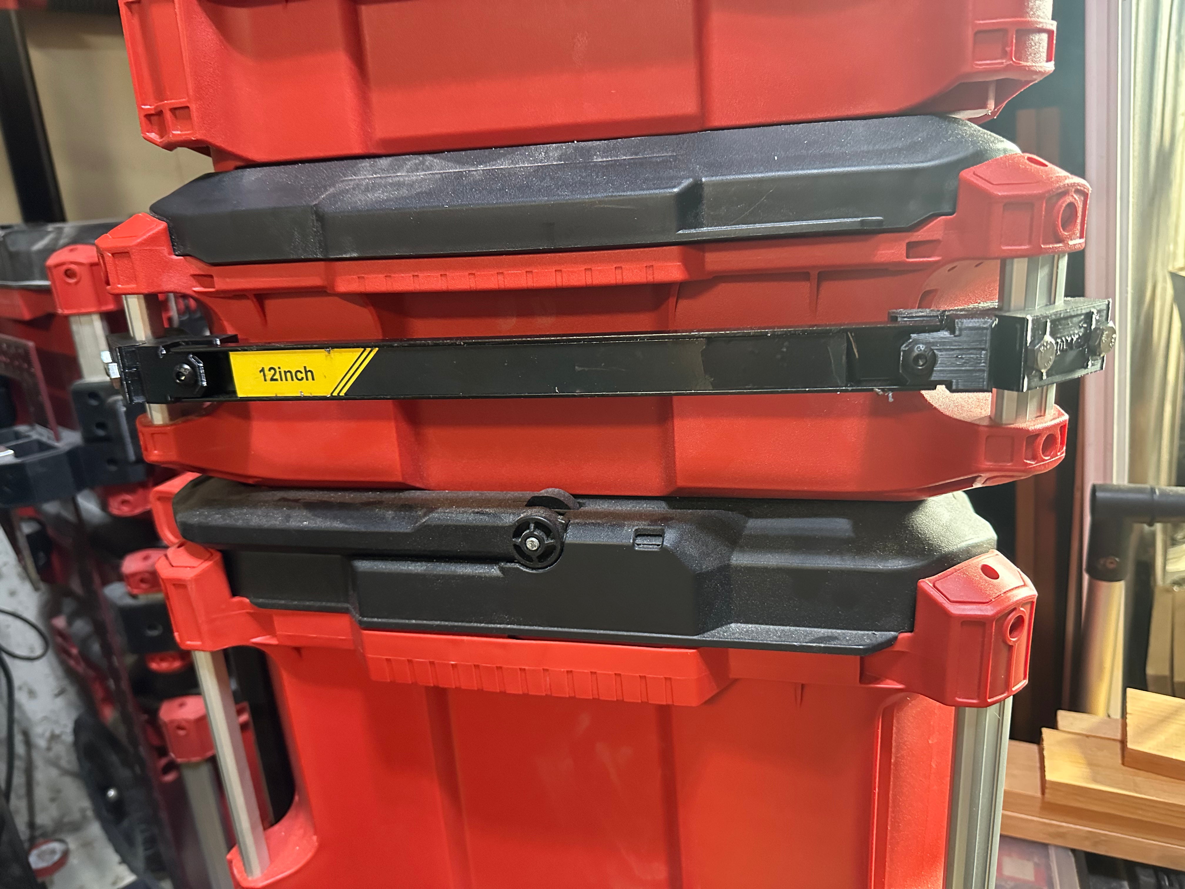 Milwaukee Packout magnetic sidebar