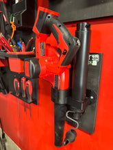 Load image into Gallery viewer, Milwaukee 18v blower wall mount