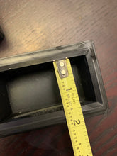 Load image into Gallery viewer, Level wall hanger