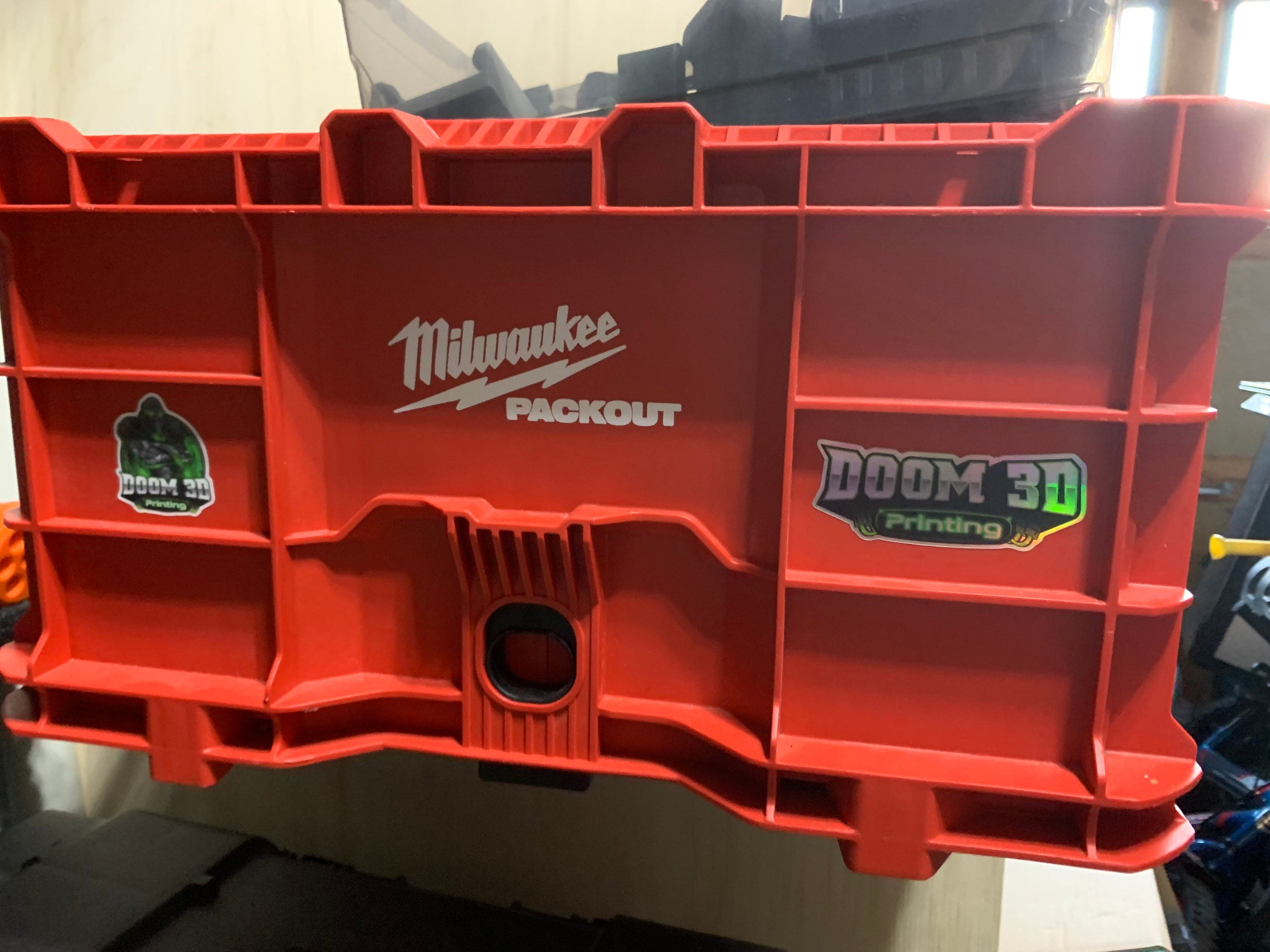 Milwaukee Crate hangers