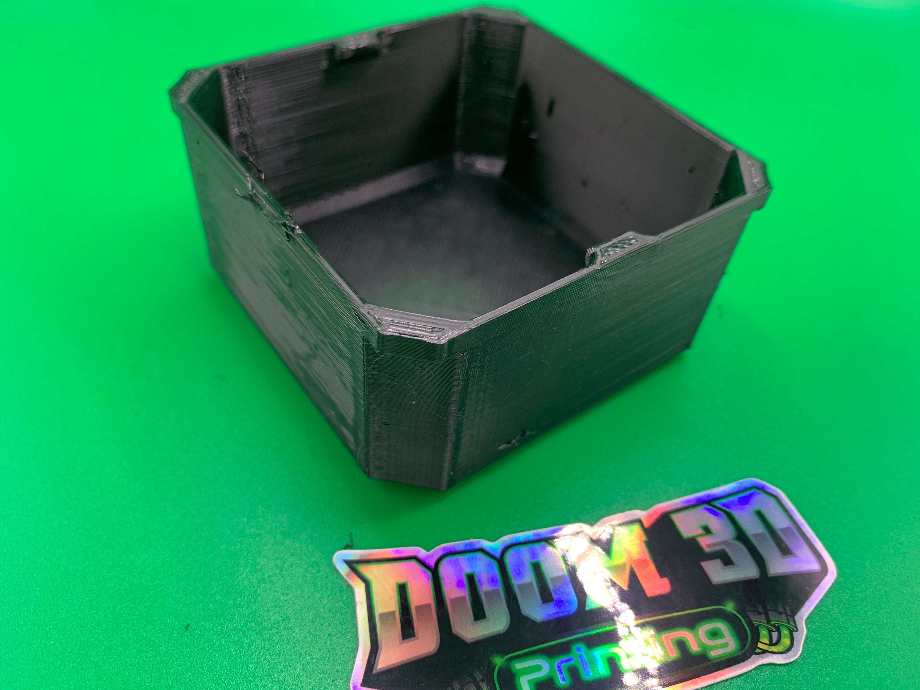 Cup insert - fits in deep Milwaukee red bins