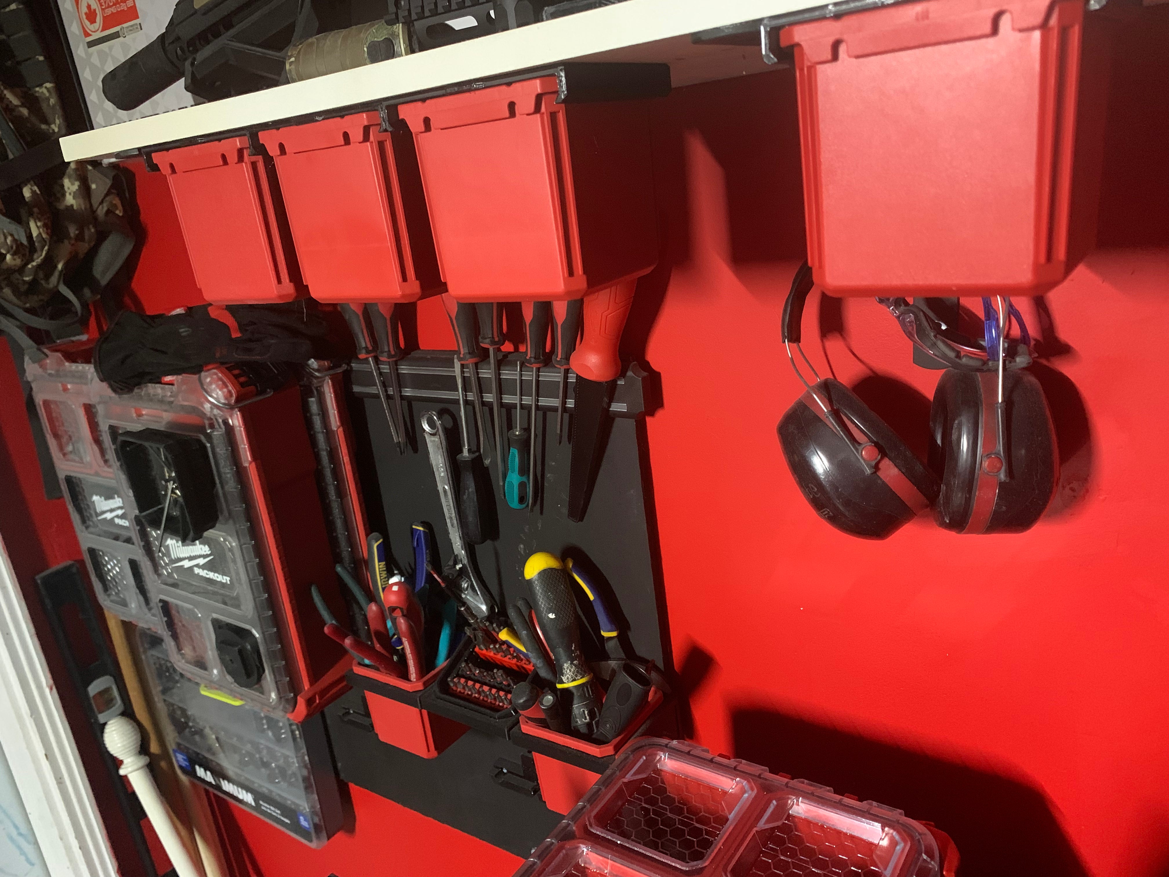 Milwaukee bin lid/hanger -PETG