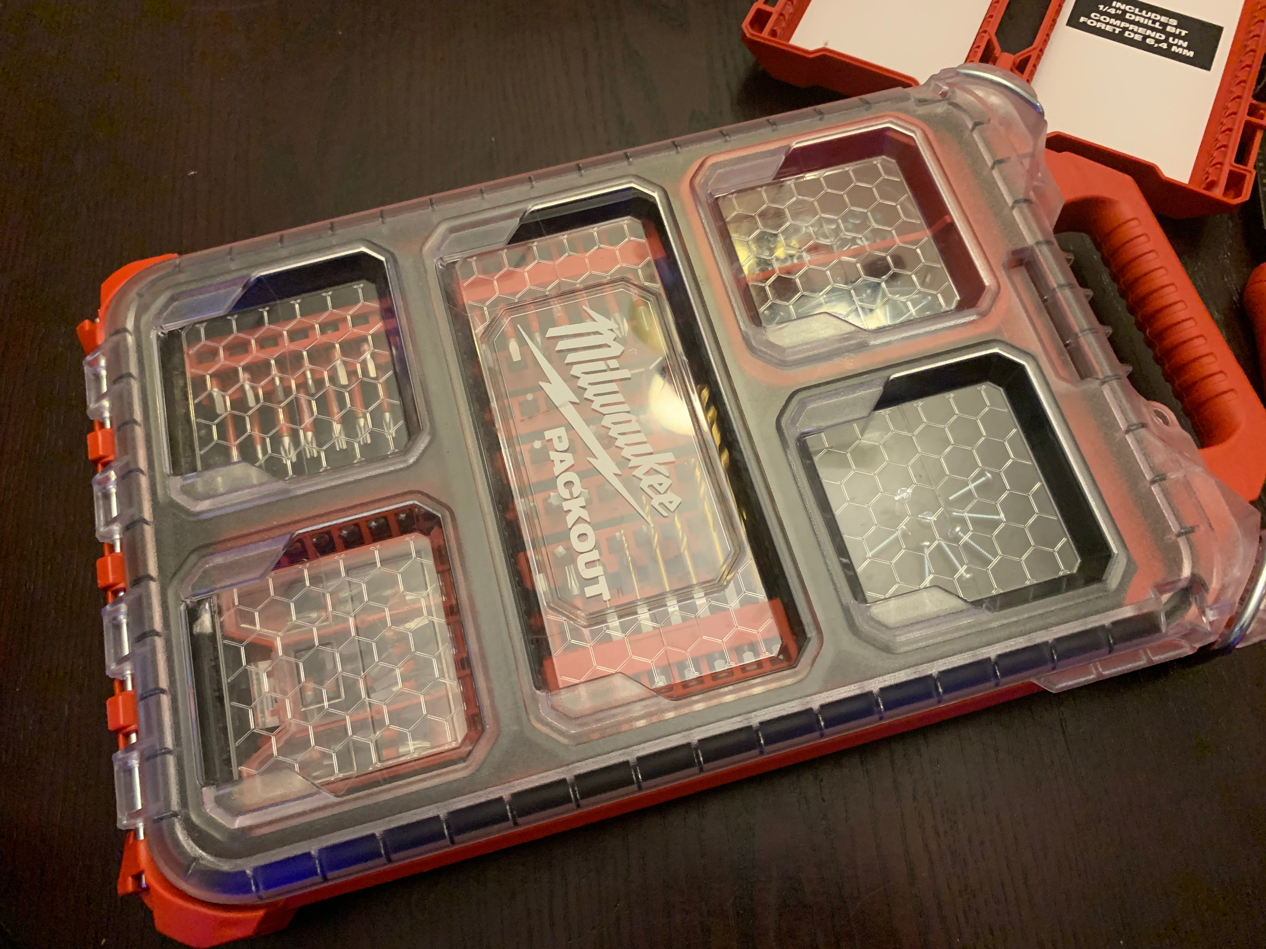 Milwaukee magnetic tray - twist lock