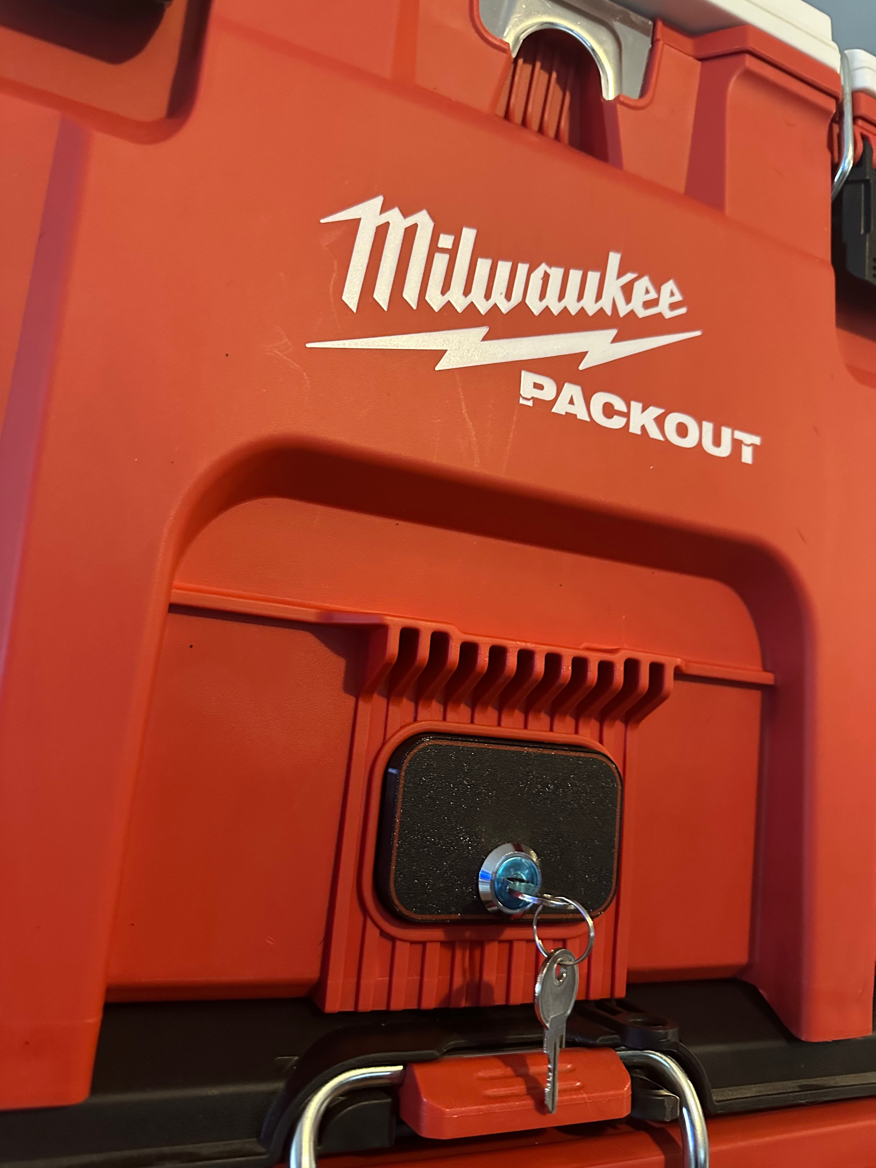 Milwaukee Large Packout Stack Lock