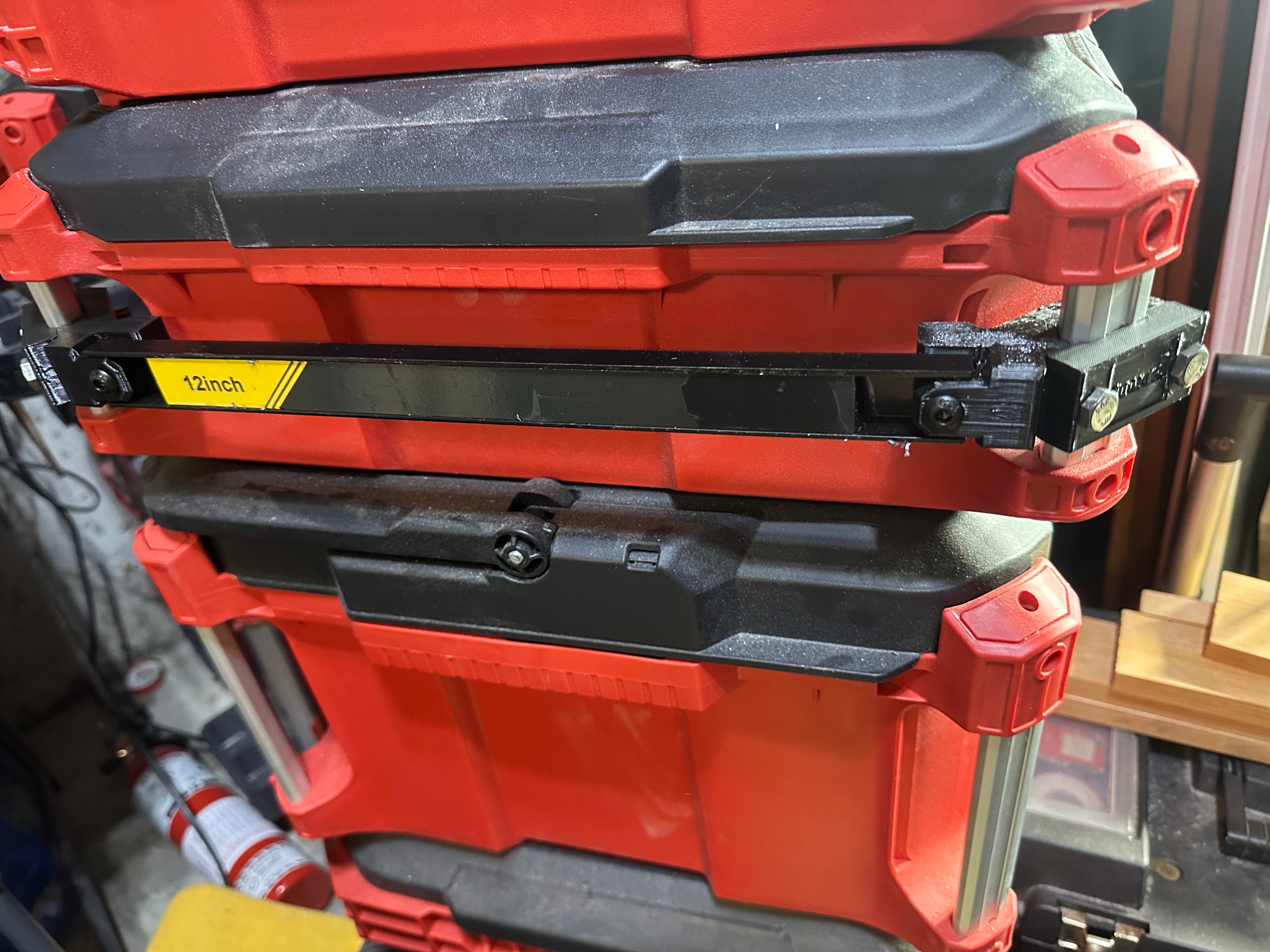 Milwaukee Packout magnetic sidebar