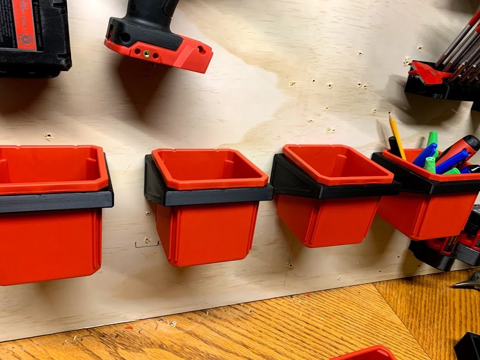 Milwaukee Bin Hanger