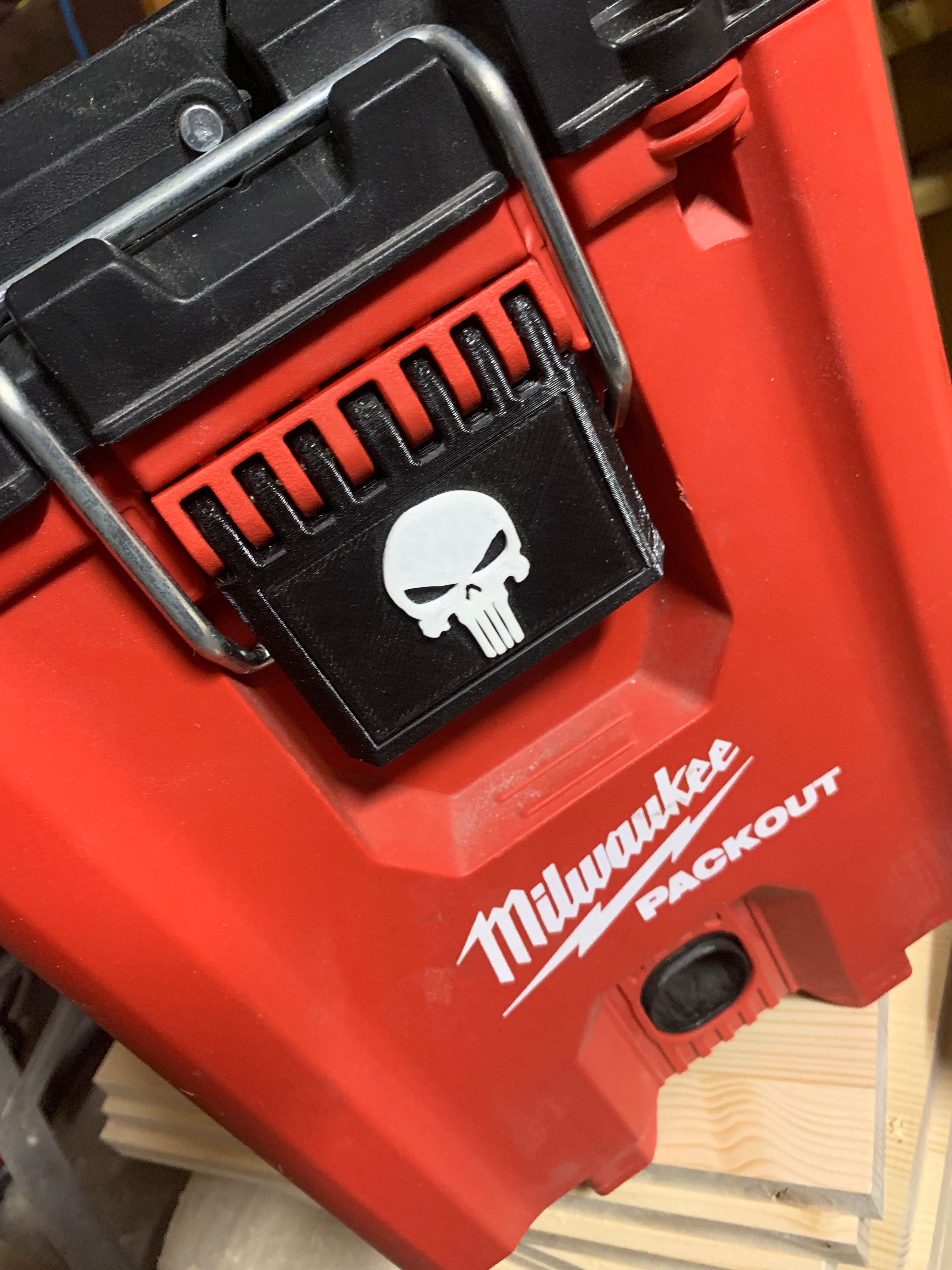 Ammo can replacement latch