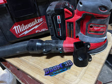 Load image into Gallery viewer, Milwaukee Palm Sander to M18 vacuum adapters
