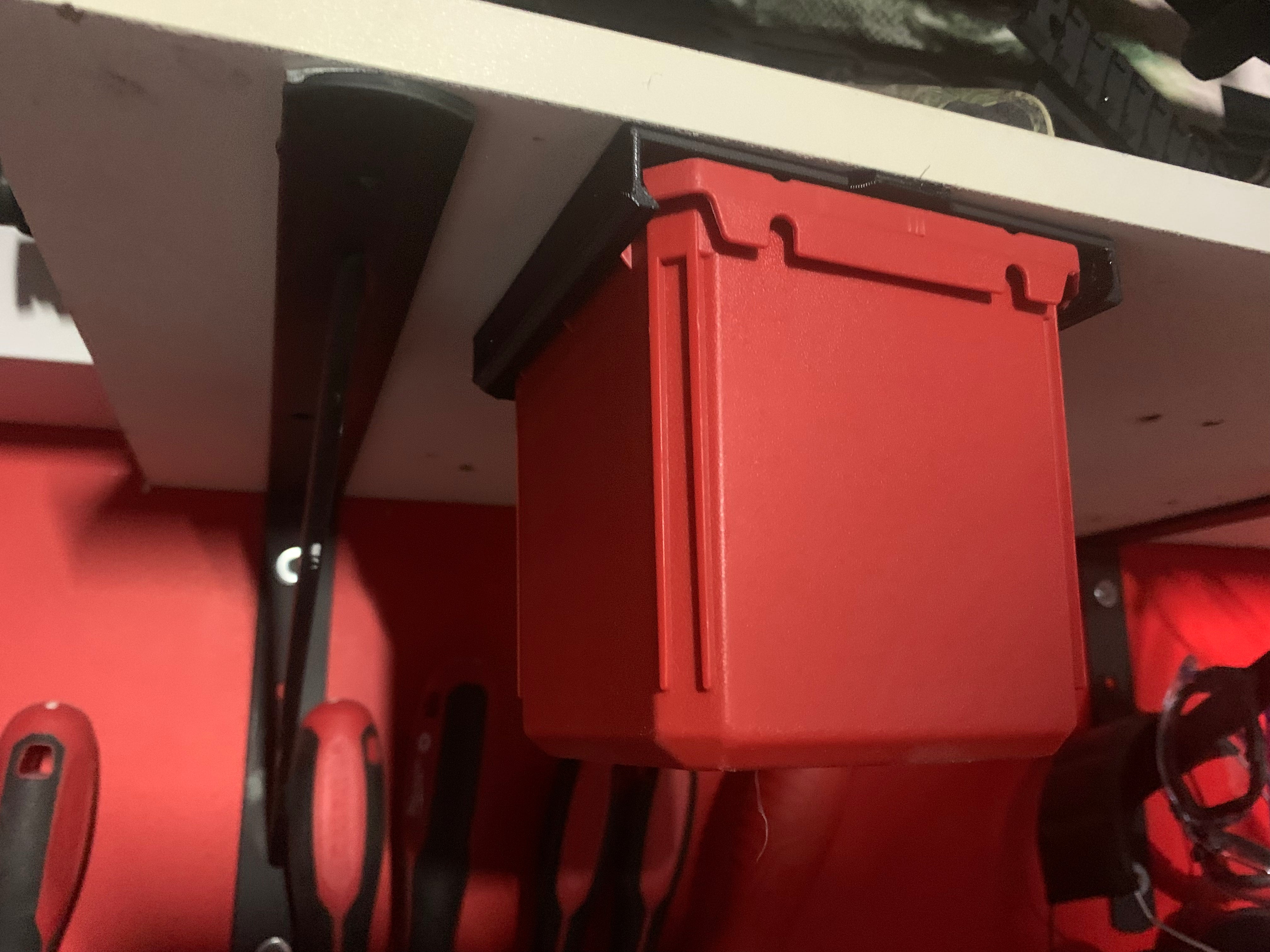 Milwaukee bin lid/hanger -PETG